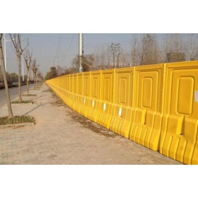 延安市公路高栏水马厂家_道路围栏水马_厂家_价格