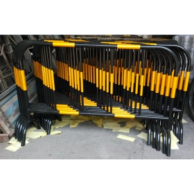 延安市铁马围栏厂家_道路围栏批发_施工护栏厂家_价格